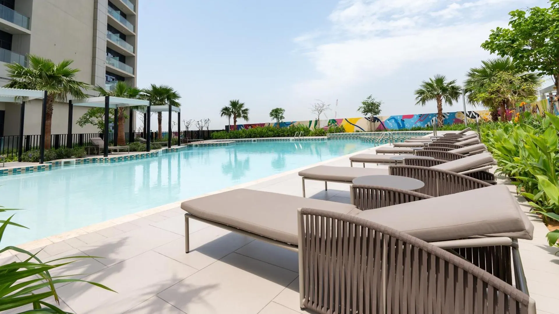 Noor Escape I Family Apartment Near Dubai Mall