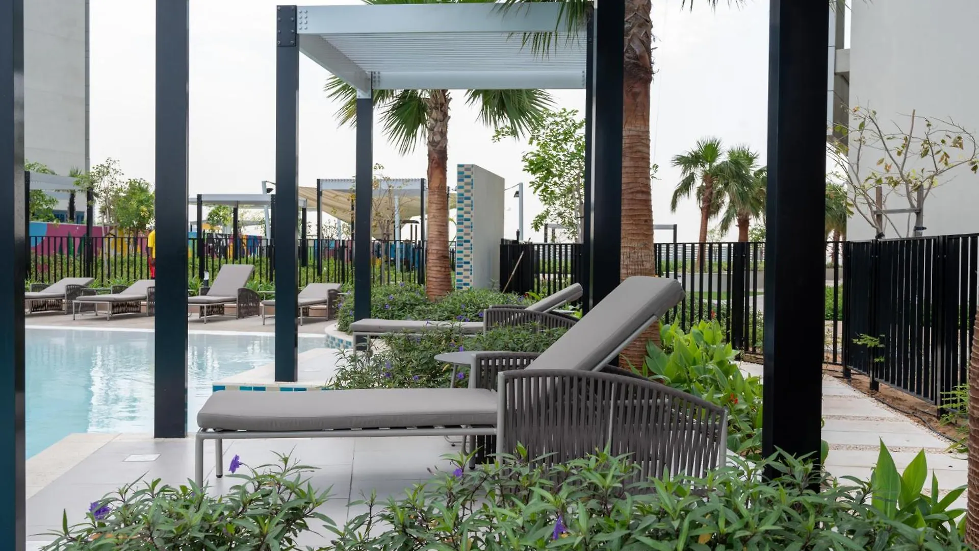 Noor Escape I Family Apartment Near Dubai Mall United Arab Emirates