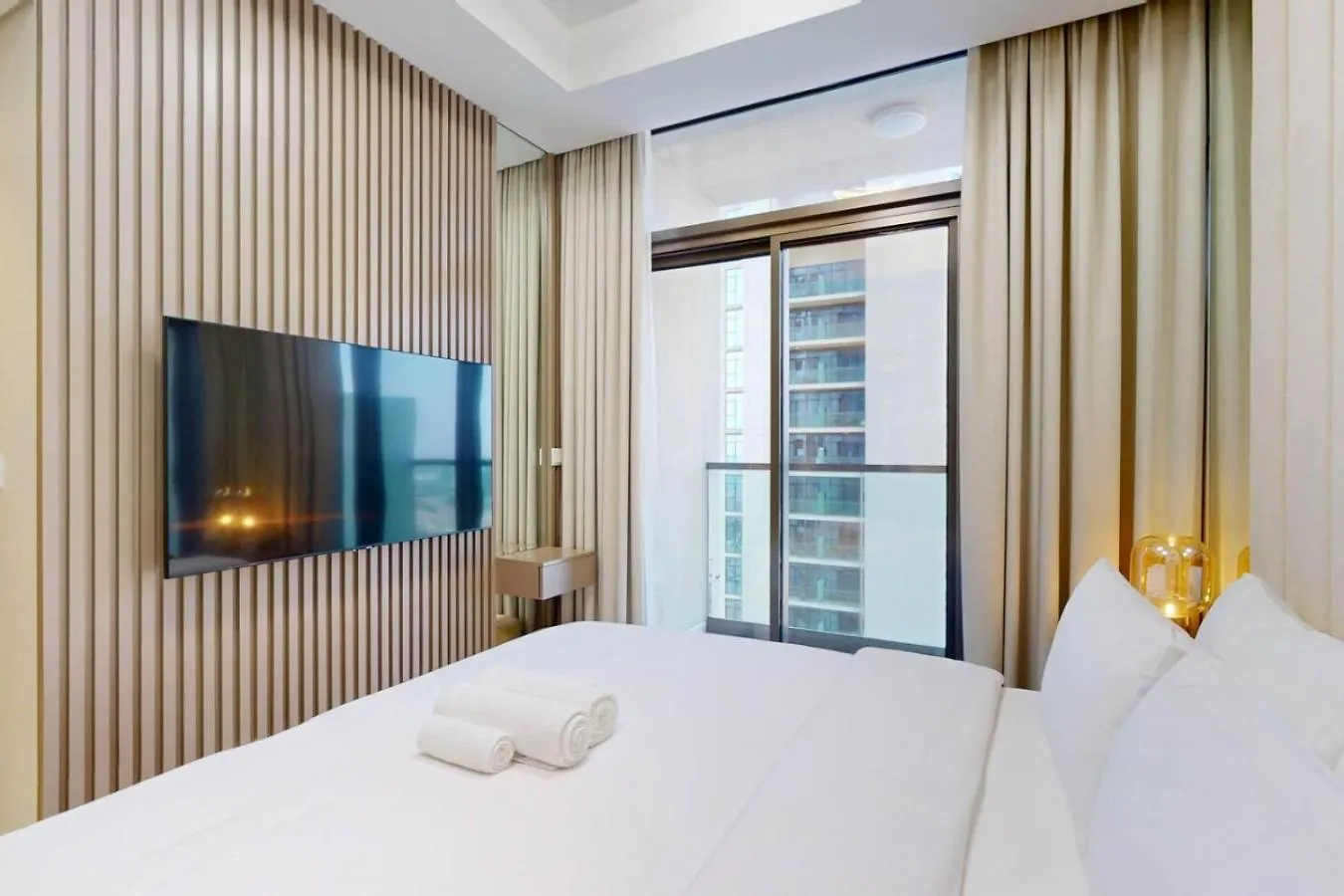 Noor Escape I Family Apartment Near Dubai Mall